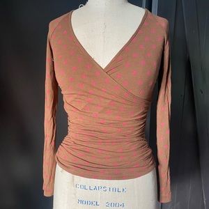 Betsey Johnson ruched long sleeve top